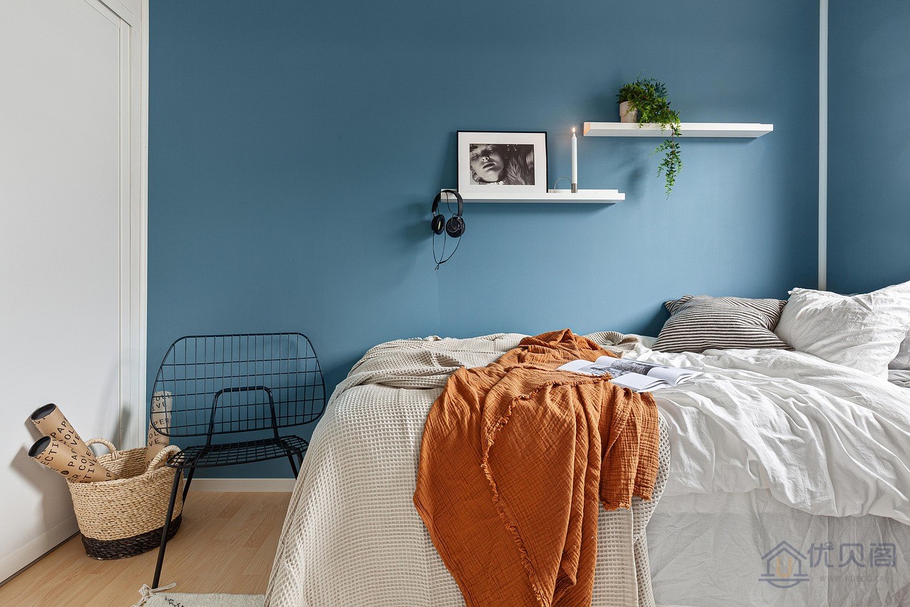 bedroom-7132435_1280 (1).jpg